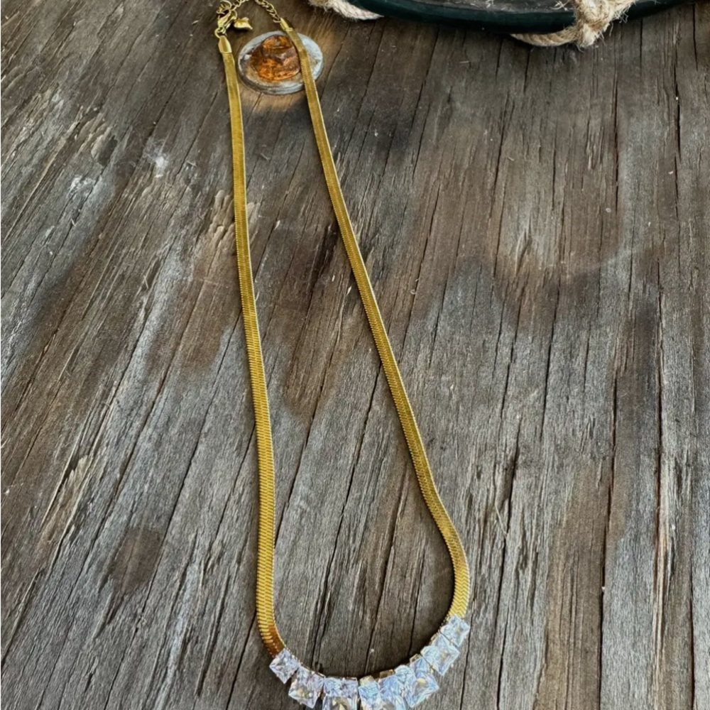 Elegant Gold Necklace with Crystal Accents - Snake Chain